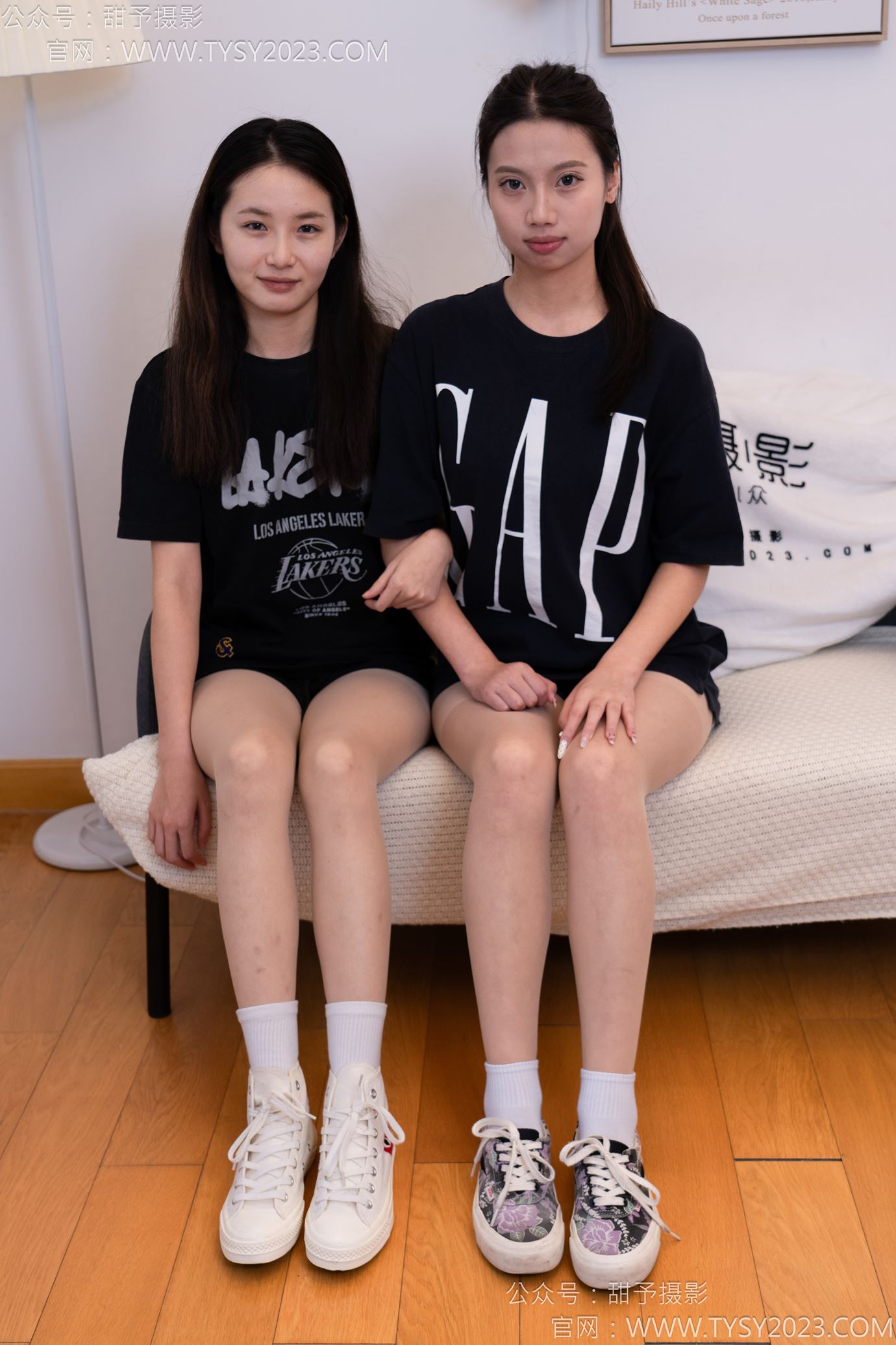 图片[27]-甜予摄影 NO.140 思思双人-板鞋、白棉袜、肉丝[98P] – 速更版-美库