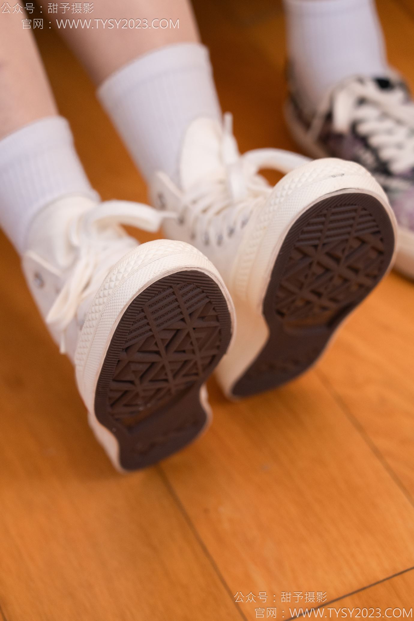 图片[58]-甜予摄影 NO.140 思思双人-板鞋、白棉袜、肉丝[98P] – 速更版-美库