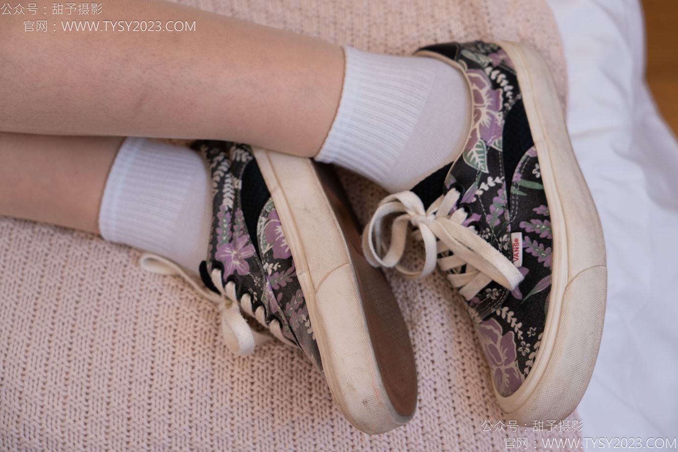 图片[72]-甜予摄影 NO.140 思思双人-板鞋、白棉袜、肉丝[98P] – 速更版-美库