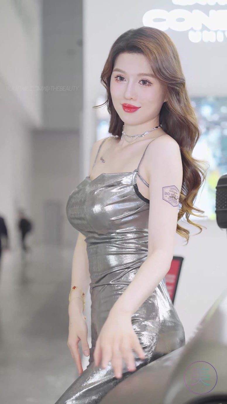 NO.0980 2024 深圳改装车展 Auto Salon 车模抖音网红随拍 42[20P] - 速更版-绅士图