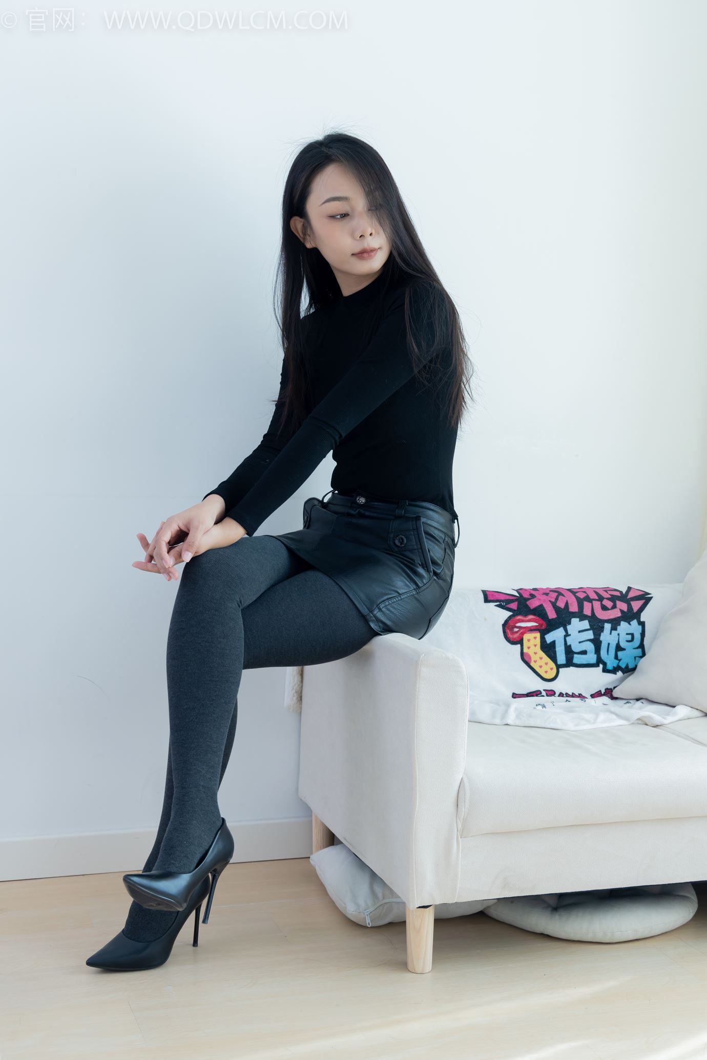 图片[18]-物恋传媒 NO.2313 岚岚-高跟鞋、厚灰丝[140P] – 速更版-美库