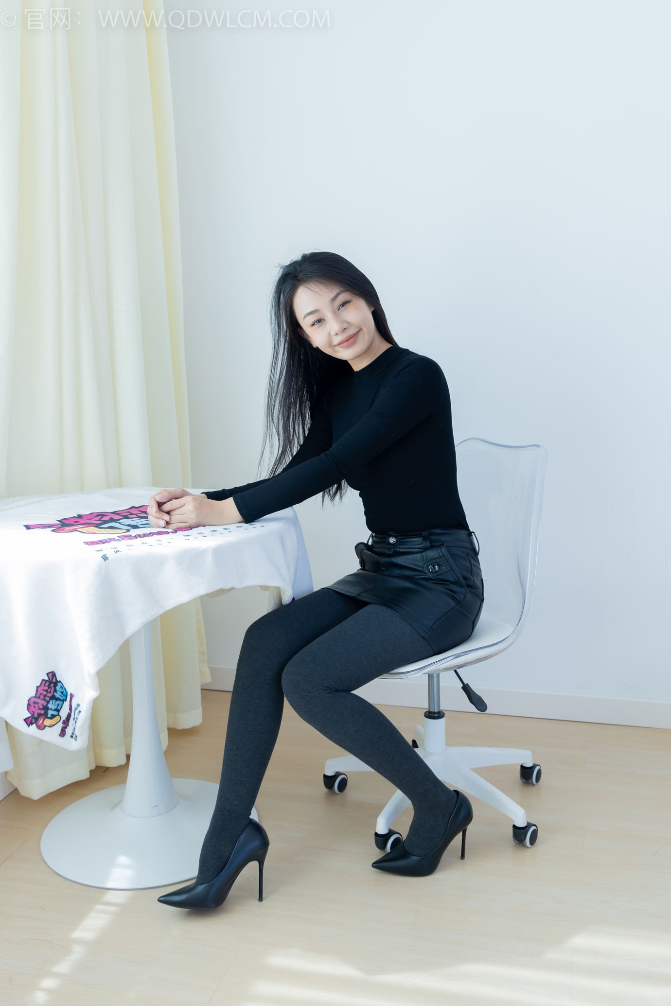 图片[33]-物恋传媒 NO.2313 岚岚-高跟鞋、厚灰丝[140P] – 速更版-美库