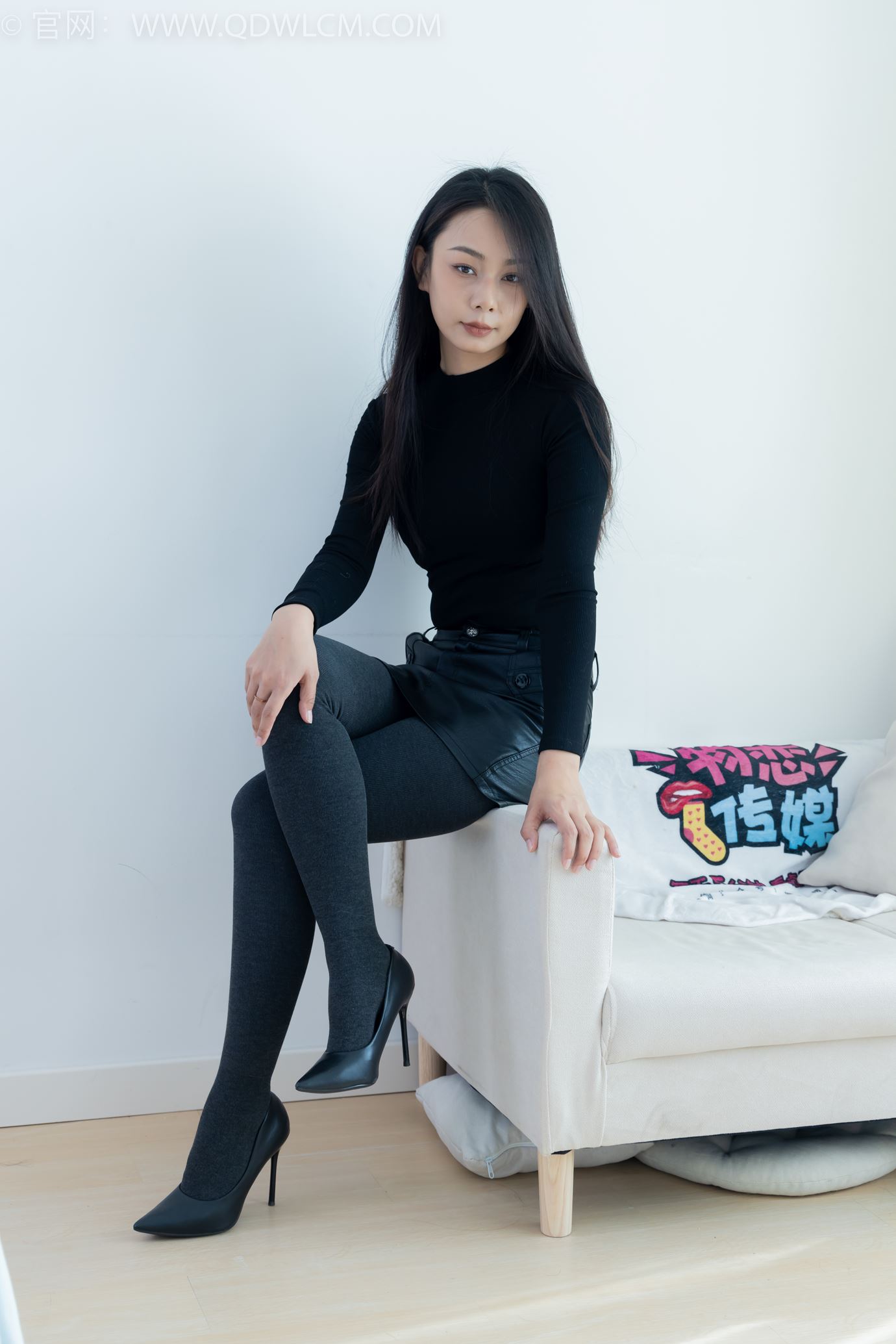 图片[34]-物恋传媒 NO.2313 岚岚-高跟鞋、厚灰丝[140P] – 速更版-美库