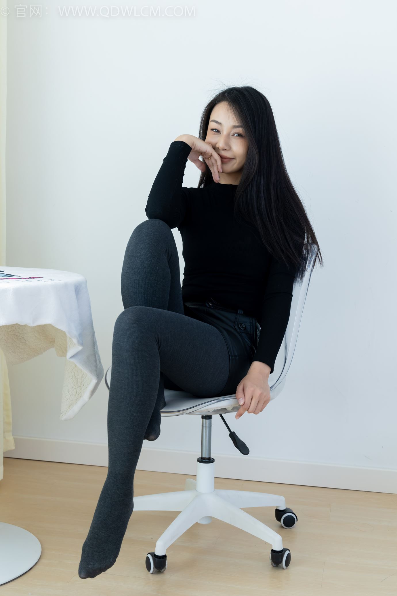 图片[40]-物恋传媒 NO.2313 岚岚-高跟鞋、厚灰丝[140P] – 速更版-美库