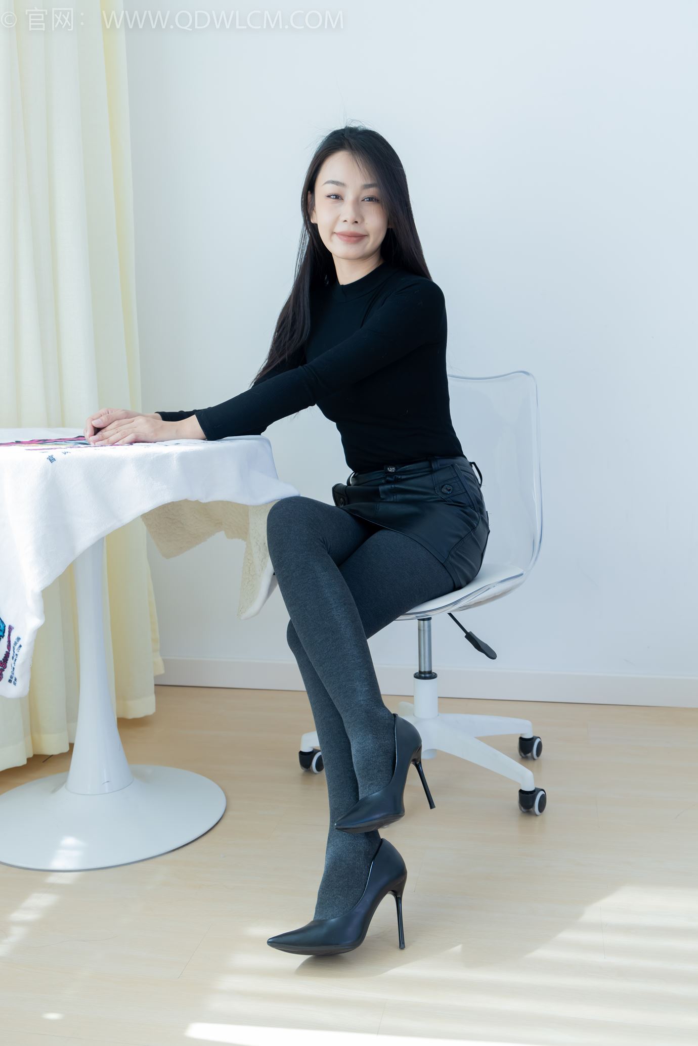 图片[46]-物恋传媒 NO.2313 岚岚-高跟鞋、厚灰丝[140P] – 速更版-美库