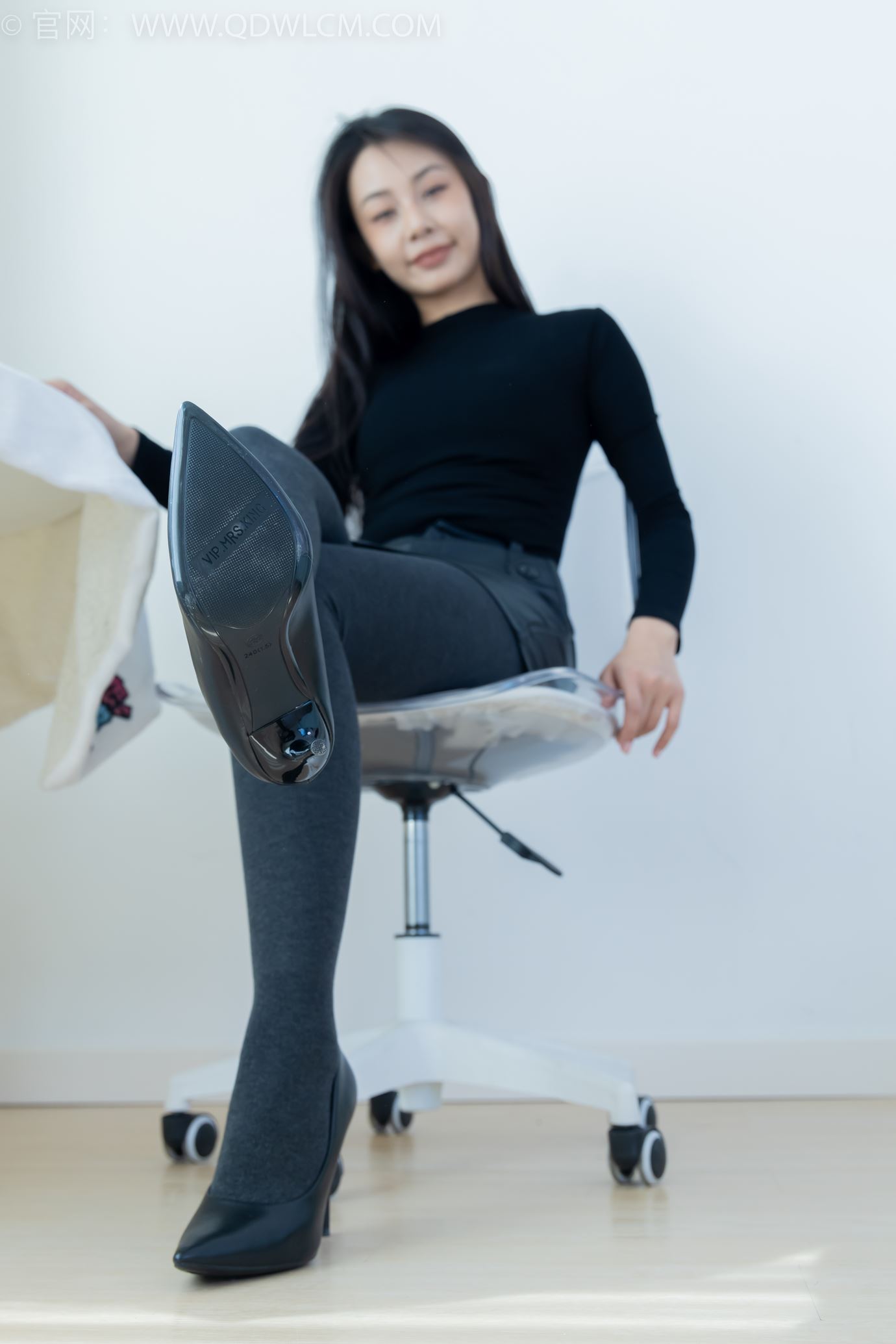 图片[89]-物恋传媒 NO.2313 岚岚-高跟鞋、厚灰丝[140P] – 速更版-美库