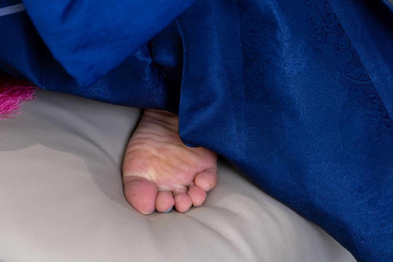 图片[53]-甜予摄影 NO.141 澜澜-cos服人字拖、白丝、裸足、挠脚心剧情[94P] – 速更版-美库