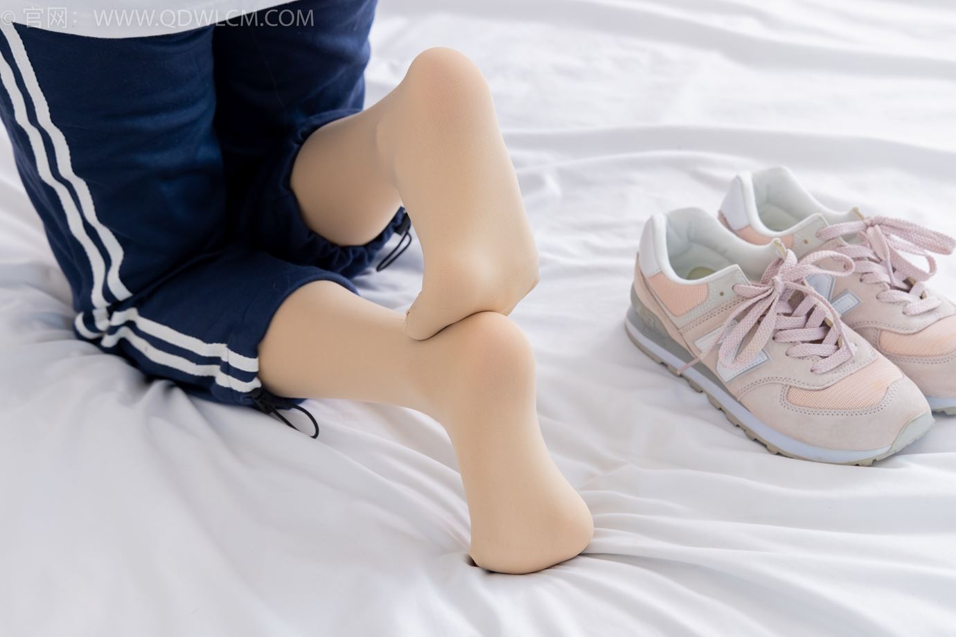 图片[96]-物恋传媒 NO.2314 恬恬-运动鞋、厚肉丝、校服裤里丝[124P] – 速更版-美库