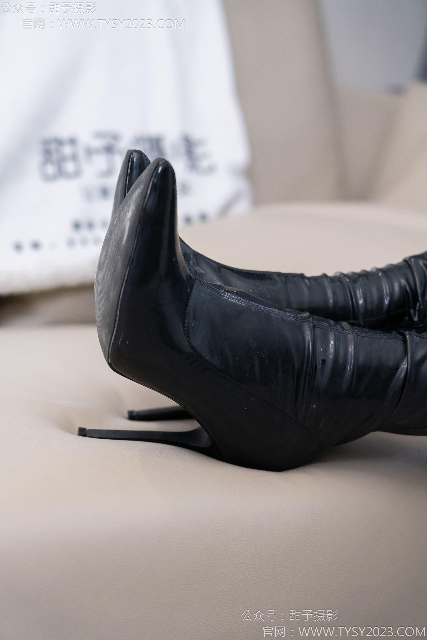 图片[56]-甜予摄影 NO.142 咖啡豆-两双靴子、黑丝[102P] – 速更版-美库