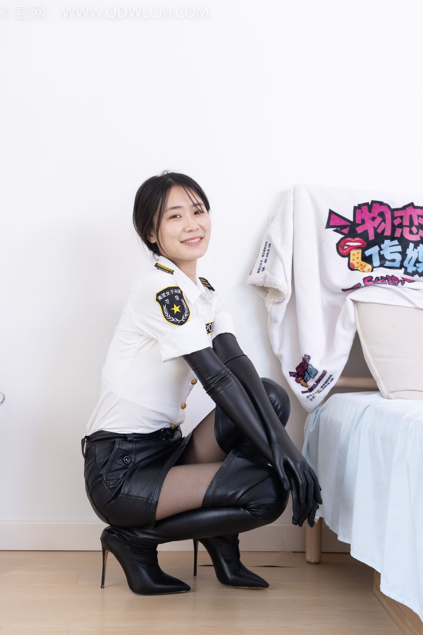 图片[31]-物恋传媒 NO.2315 菜菜-高跟长靴、薄黑丝[128P] – 速更版-美库