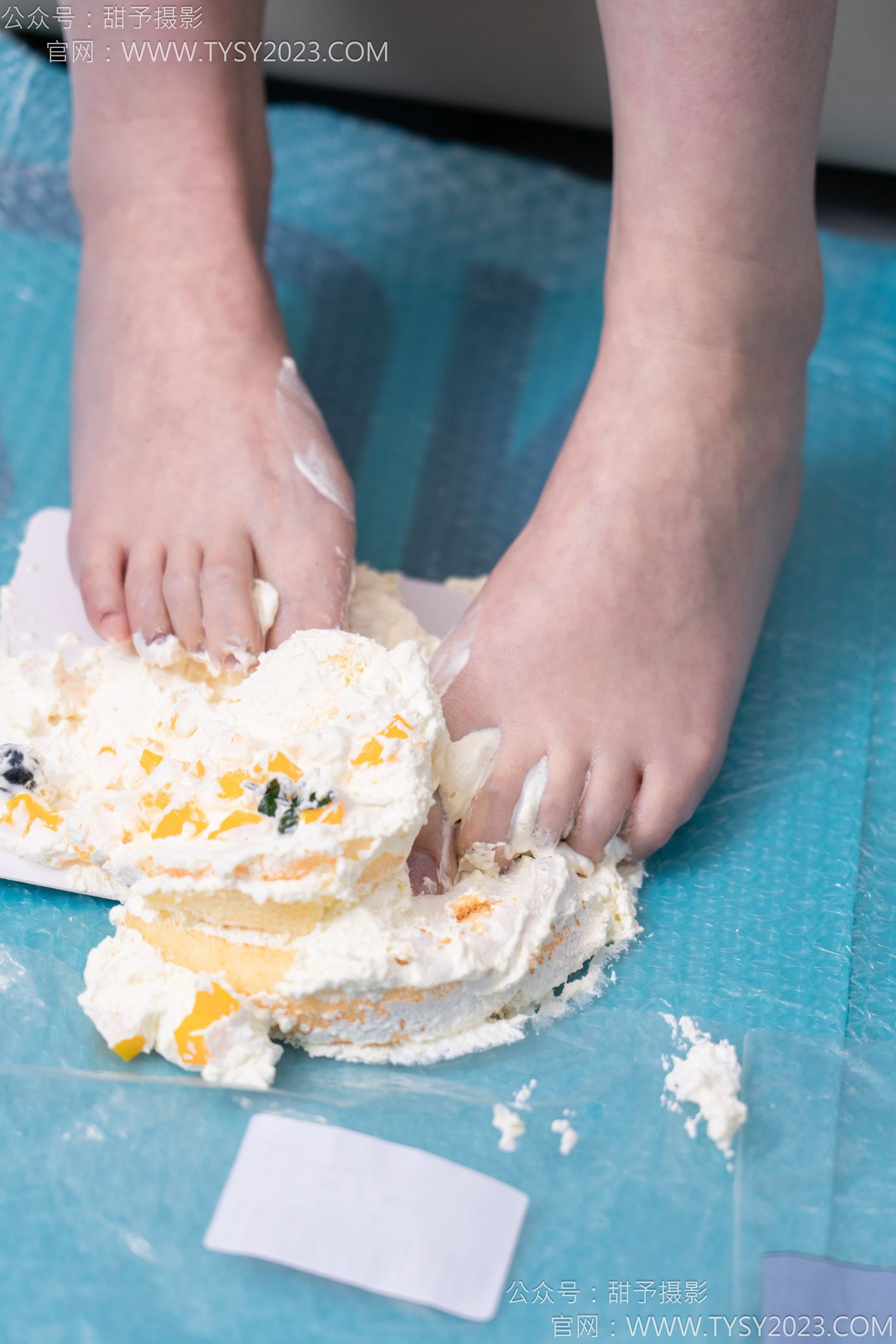 图片[10]-甜予摄影 NO.143 璇璇-高跟鞋、裸足、泡脚涂抹婴儿油以及踩蛋糕剧情[113P] – 速更版-美库