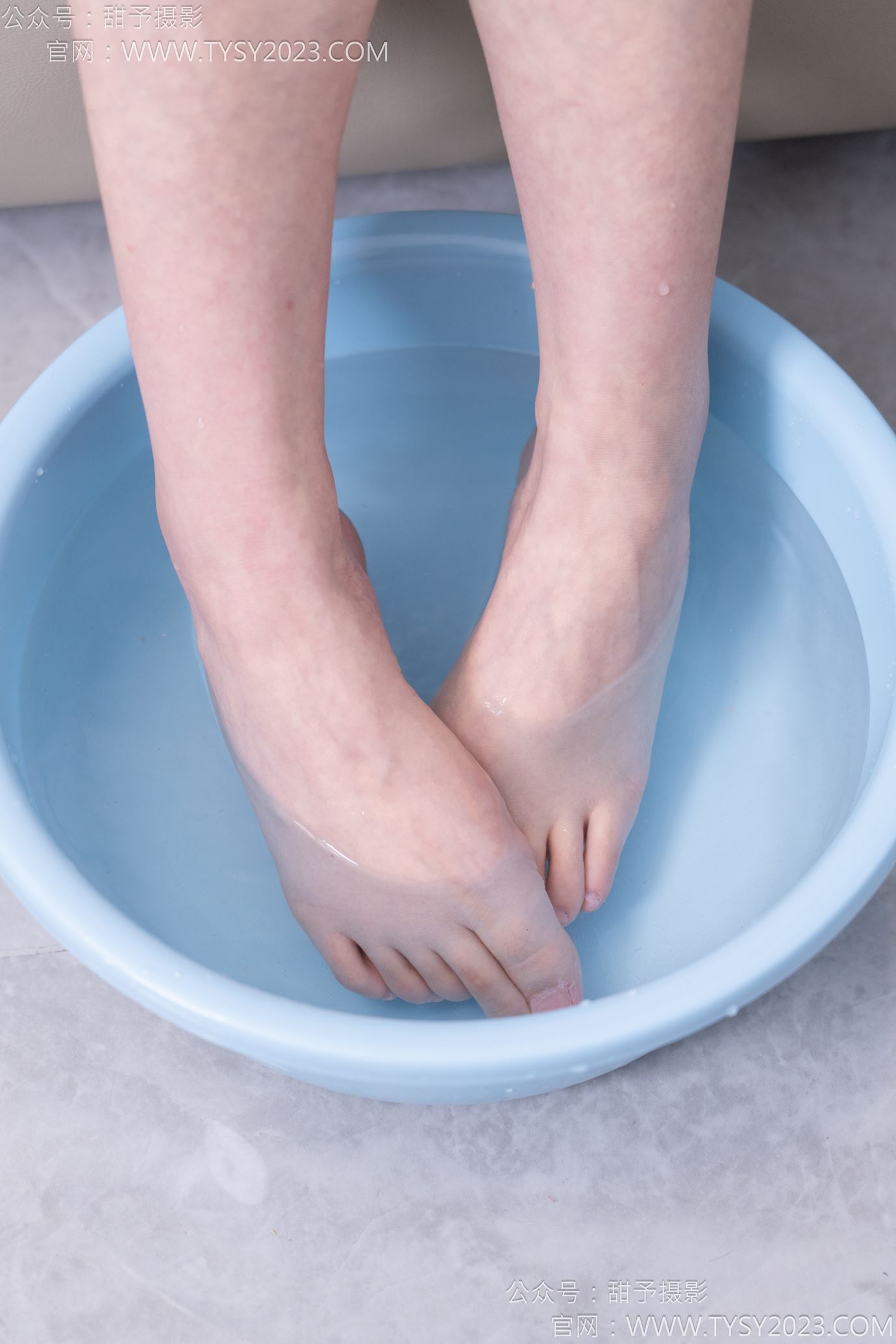 图片[58]-甜予摄影 NO.143 璇璇-高跟鞋、裸足、泡脚涂抹婴儿油以及踩蛋糕剧情[113P] – 速更版-美库