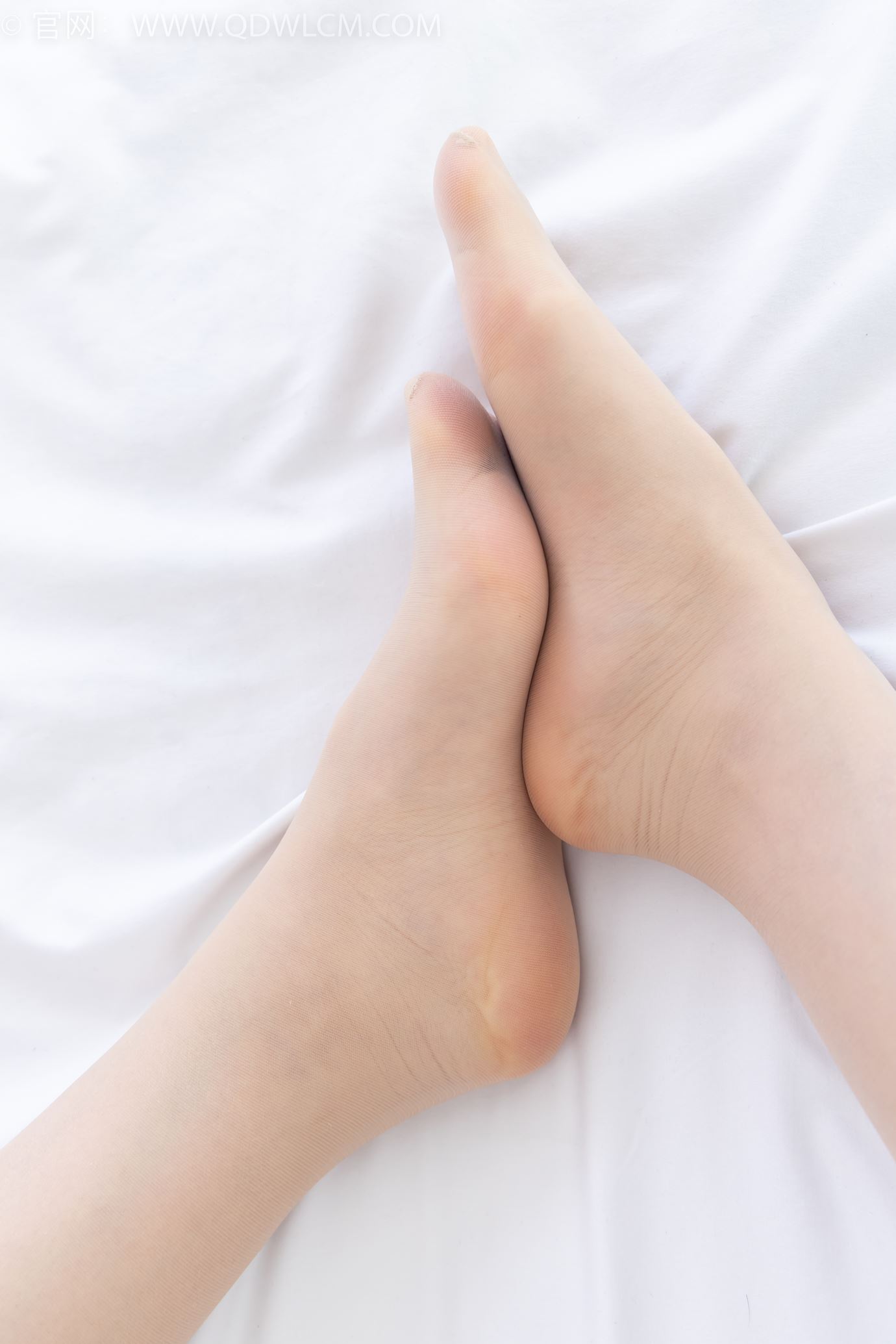 图片[20]-物恋传媒 NO.2316 小影-三双高跟鞋、薄肉丝、裸足[138P] – 速更版-美库