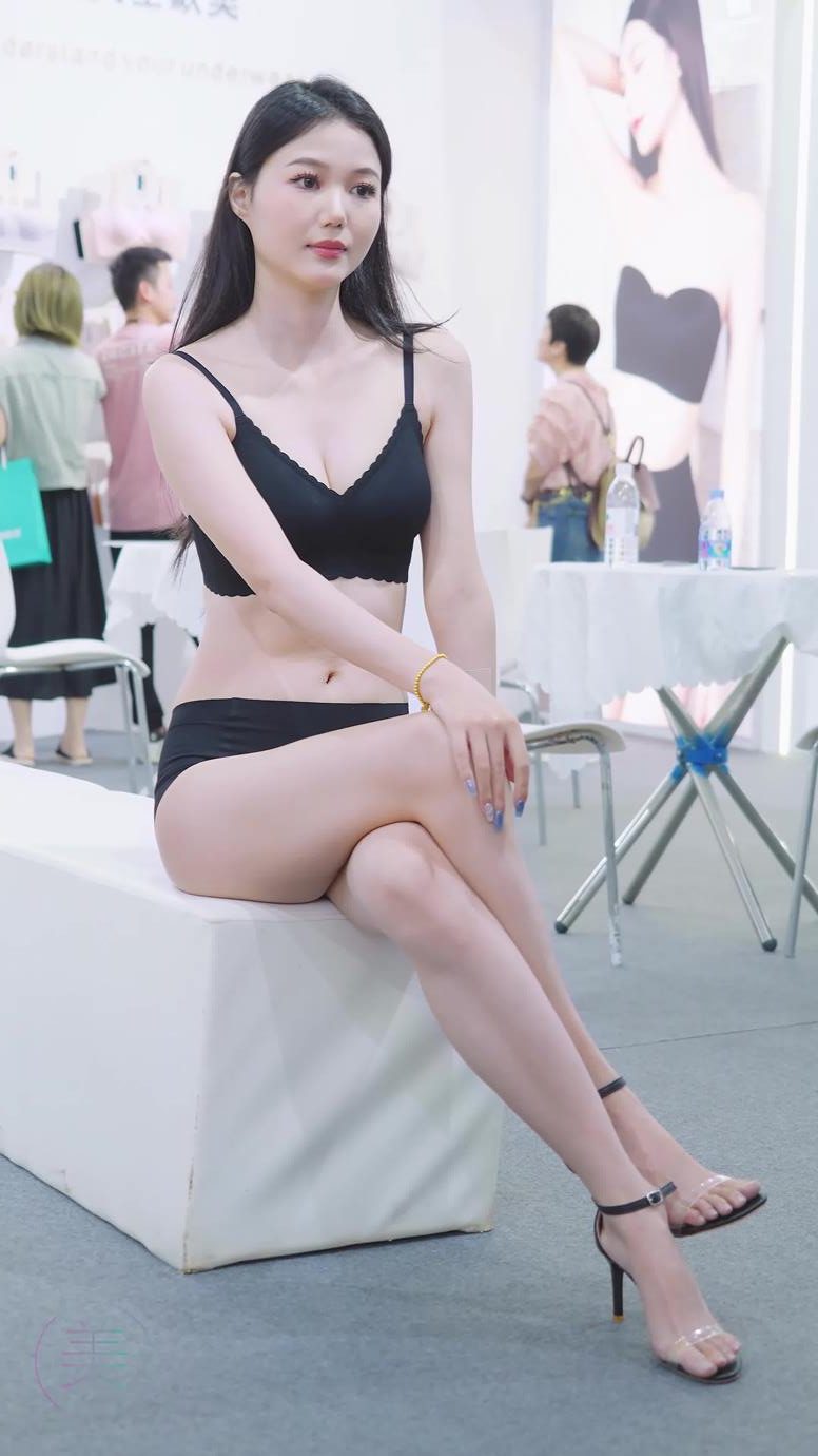 NO.0999 2024 深圳SIUF内衣展 内衣秀 Racing Model 01[20P] - 速更版-艺库