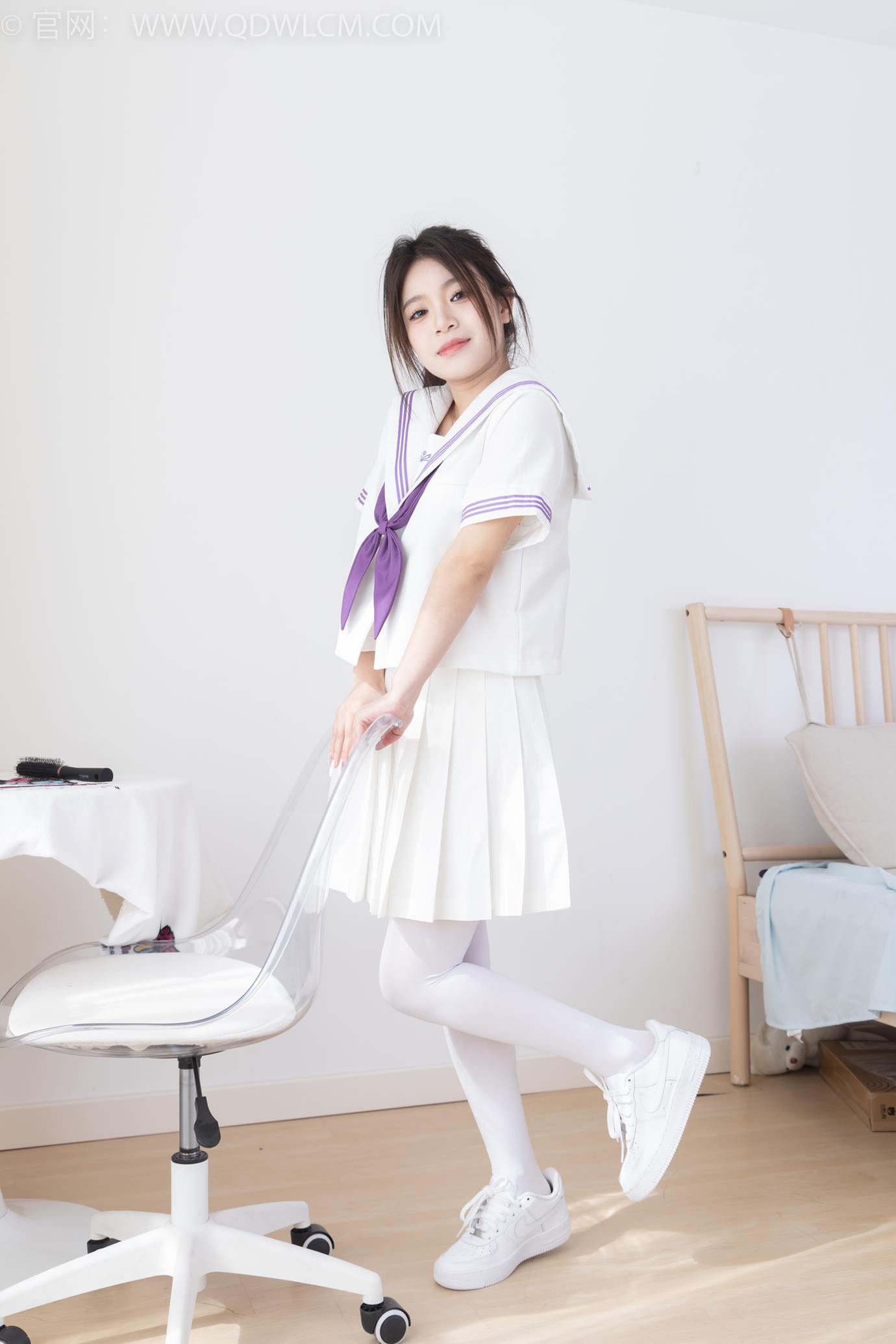 图片[22]-物恋传媒 NO.2317 闪闪-板鞋、厚白丝、jk制服[102P] – 速更版-美库