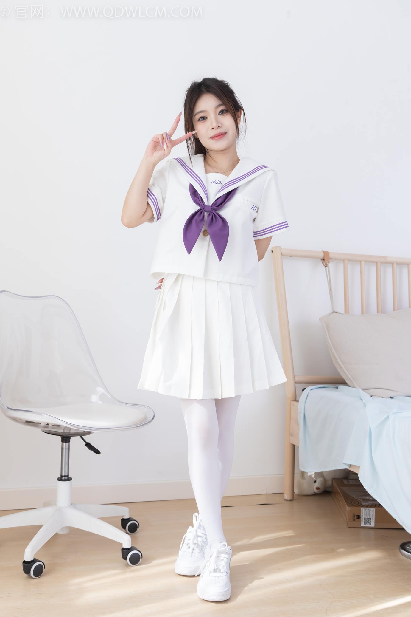 图片[102]-物恋传媒 NO.2317 闪闪-板鞋、厚白丝、jk制服[102P] – 速更版-美库