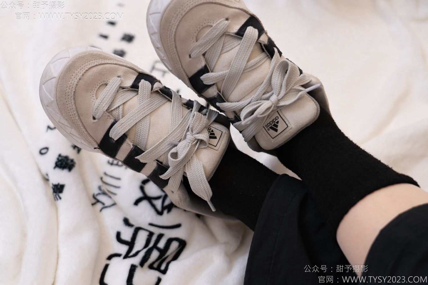 图片[11]-甜予摄影 NO.145 思思小云-板鞋、白棉袜、薄肉丝[107P] – 速更版-美库