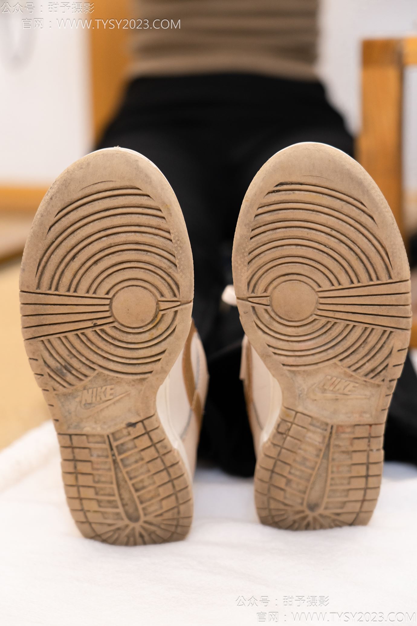 图片[15]-甜予摄影 NO.145 思思小云-板鞋、白棉袜、薄肉丝[107P] – 速更版-美库