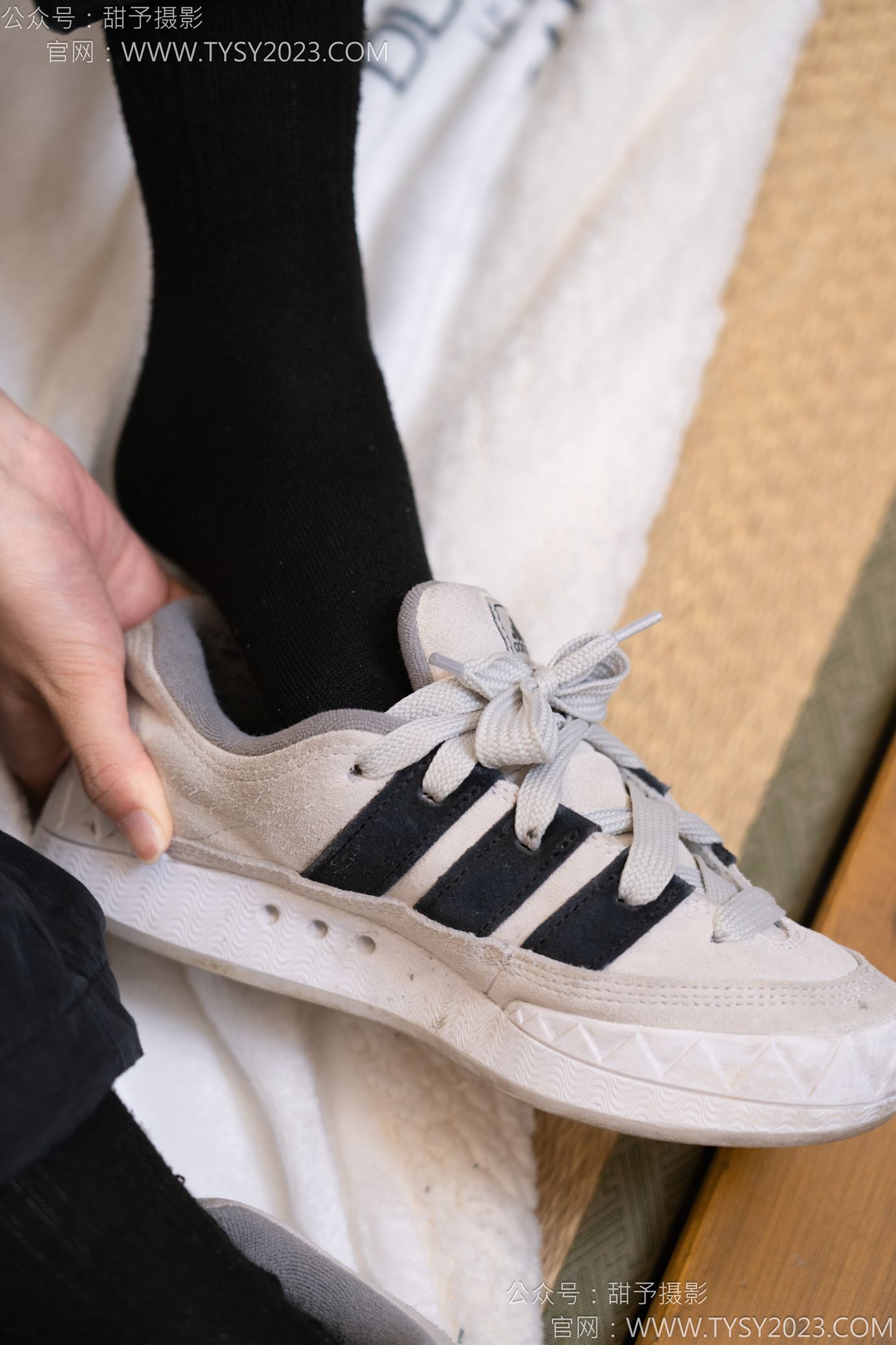 图片[25]-甜予摄影 NO.145 思思小云-板鞋、白棉袜、薄肉丝[107P] – 速更版-美库