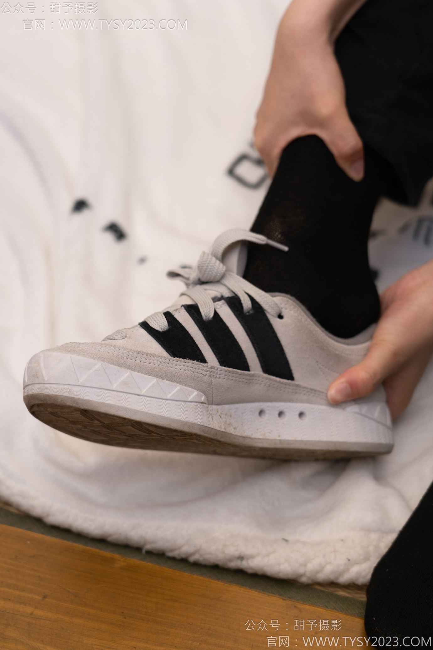 图片[26]-甜予摄影 NO.145 思思小云-板鞋、白棉袜、薄肉丝[107P] – 速更版-美库