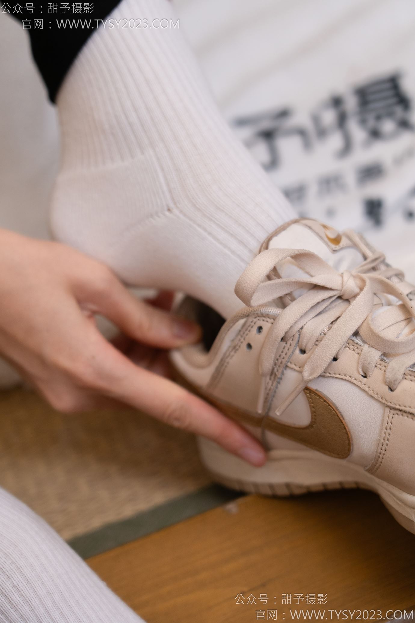 图片[32]-甜予摄影 NO.145 思思小云-板鞋、白棉袜、薄肉丝[107P] – 速更版-美库