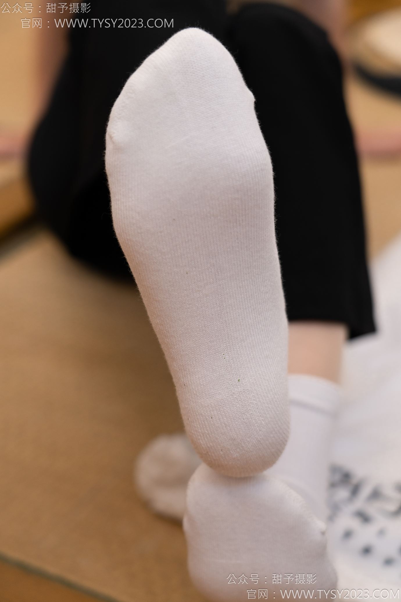 图片[42]-甜予摄影 NO.145 思思小云-板鞋、白棉袜、薄肉丝[107P] – 速更版-美库