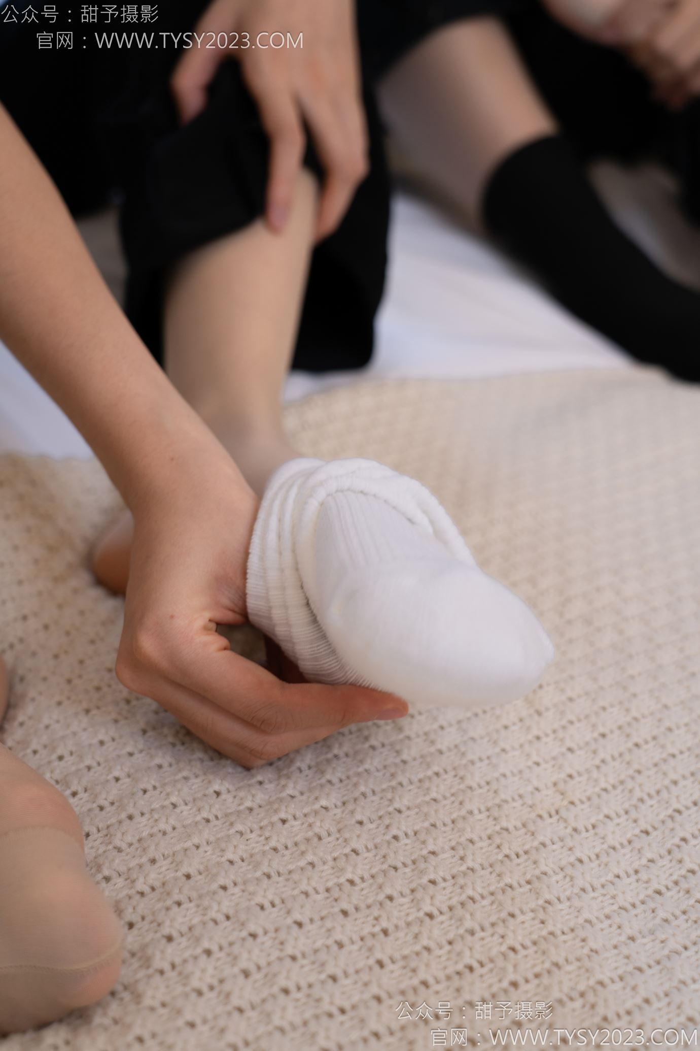 图片[73]-甜予摄影 NO.145 思思小云-板鞋、白棉袜、薄肉丝[107P] – 速更版-美库