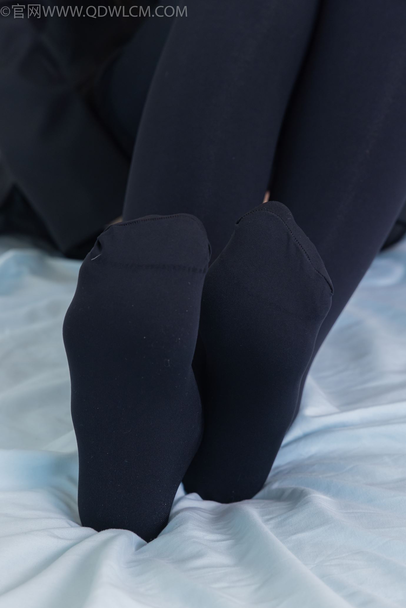 图片[98]-物恋传媒 NO.2318 菜菜-OL制服、高跟鞋、三双厚黑丝叠穿、袜腰展示[120P] – 速更版-美库