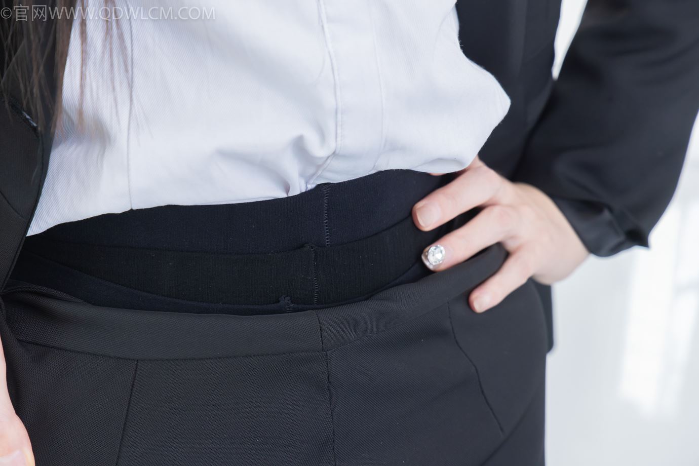 图片[118]-物恋传媒 NO.2318 菜菜-OL制服、高跟鞋、三双厚黑丝叠穿、袜腰展示[120P] – 速更版-美库