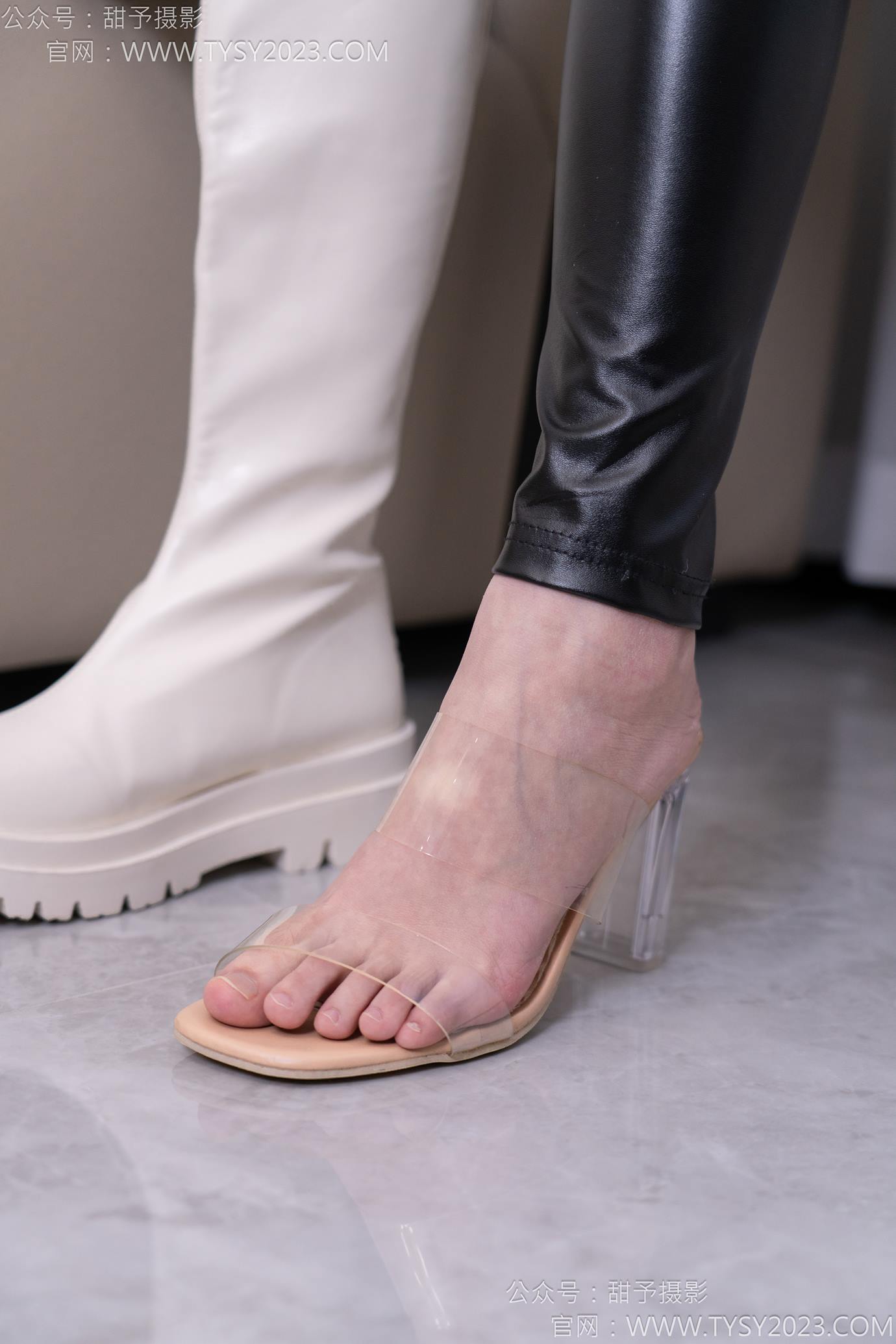 图片[40]-甜予摄影 NO.146 璇璇-高跟鞋、长靴、裸足[99P] – 速更版-美库