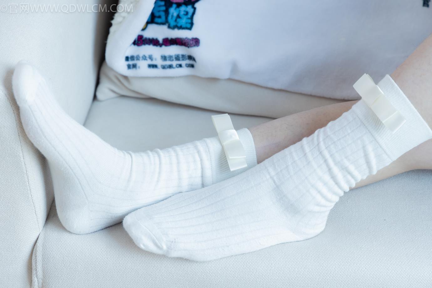 图片[37]-物恋传媒 NO.2319 小左-帆布鞋、白棉袜、裸足[107P] – 速更版-美库