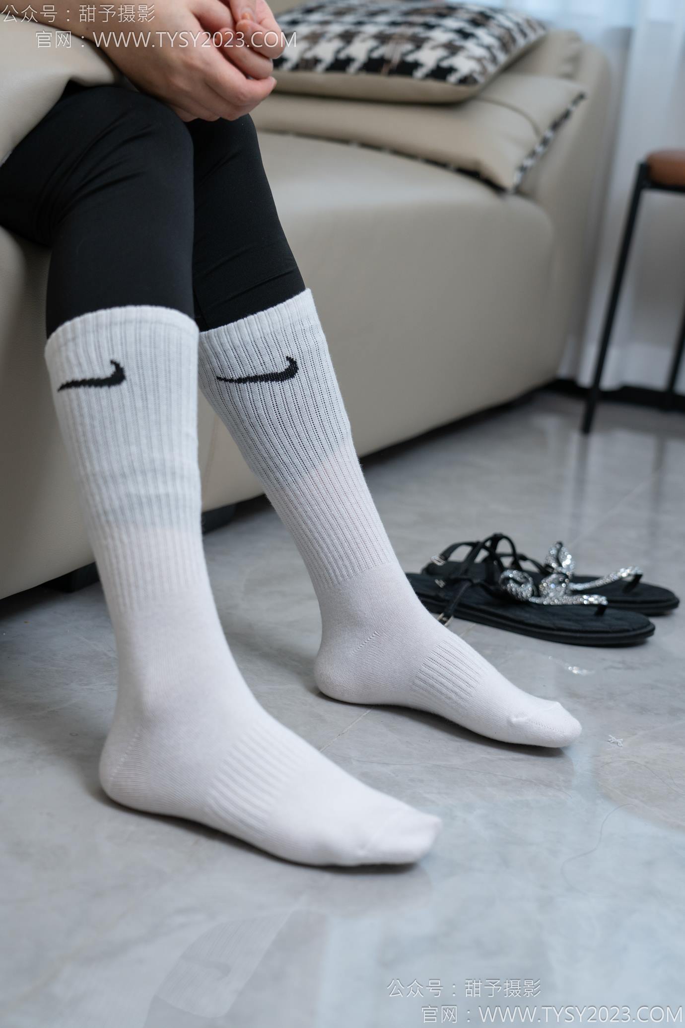 图片[11]-甜予摄影 NO.147 澜澜-凉鞋、高跟鞋、长腿袜、白棉袜[109P] – 速更版-美库