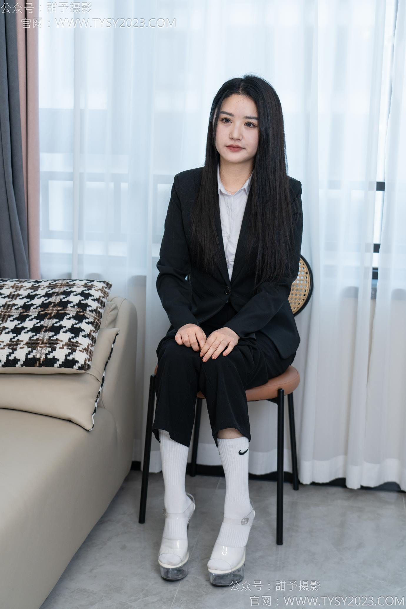 图片[24]-甜予摄影 NO.147 澜澜-凉鞋、高跟鞋、长腿袜、白棉袜[109P] – 速更版-美库