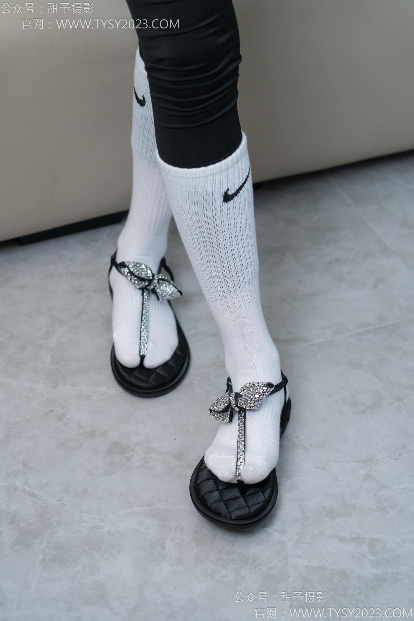 图片[28]-甜予摄影 NO.147 澜澜-凉鞋、高跟鞋、长腿袜、白棉袜[109P] – 速更版-美库