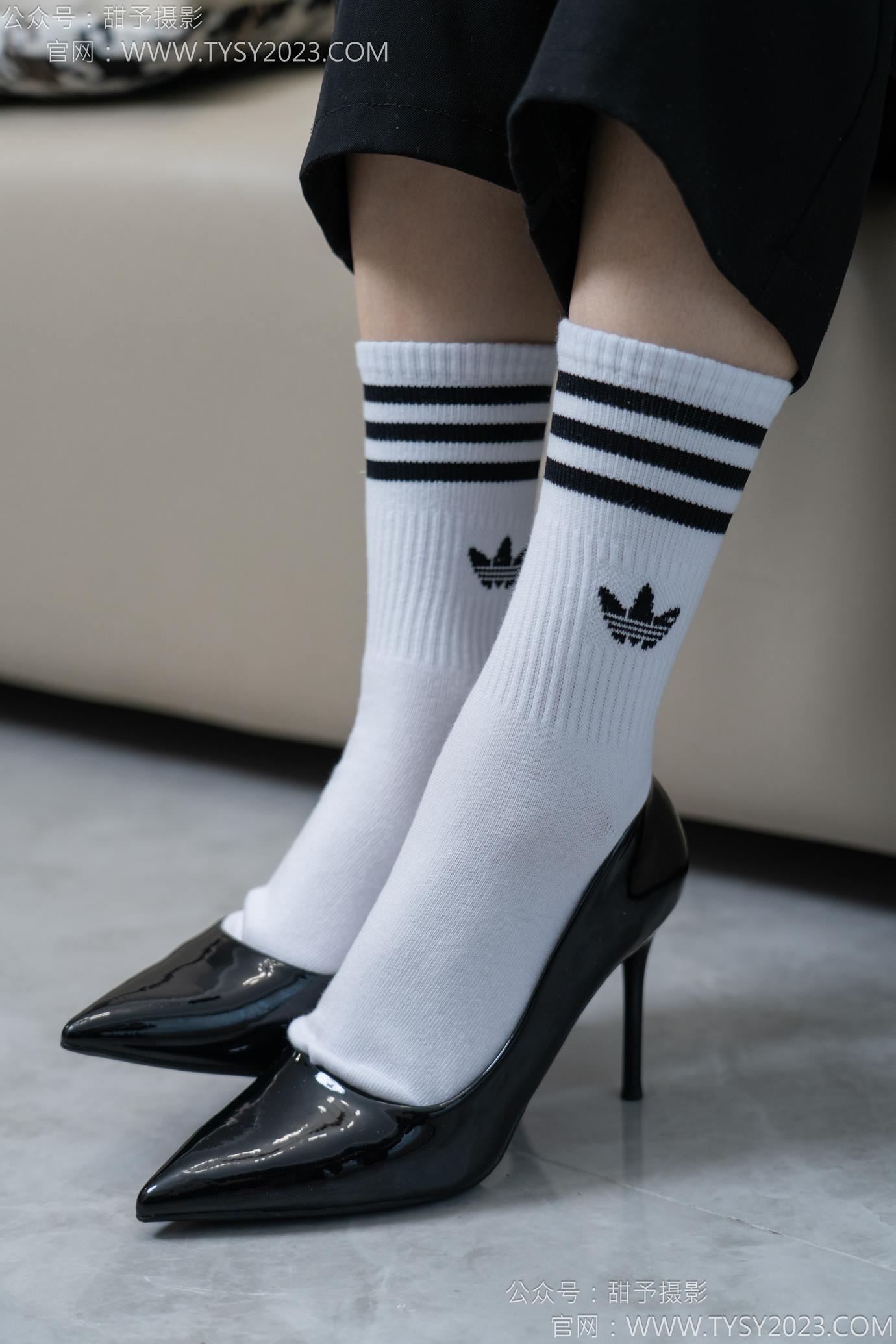 图片[37]-甜予摄影 NO.147 澜澜-凉鞋、高跟鞋、长腿袜、白棉袜[109P] – 速更版-美库