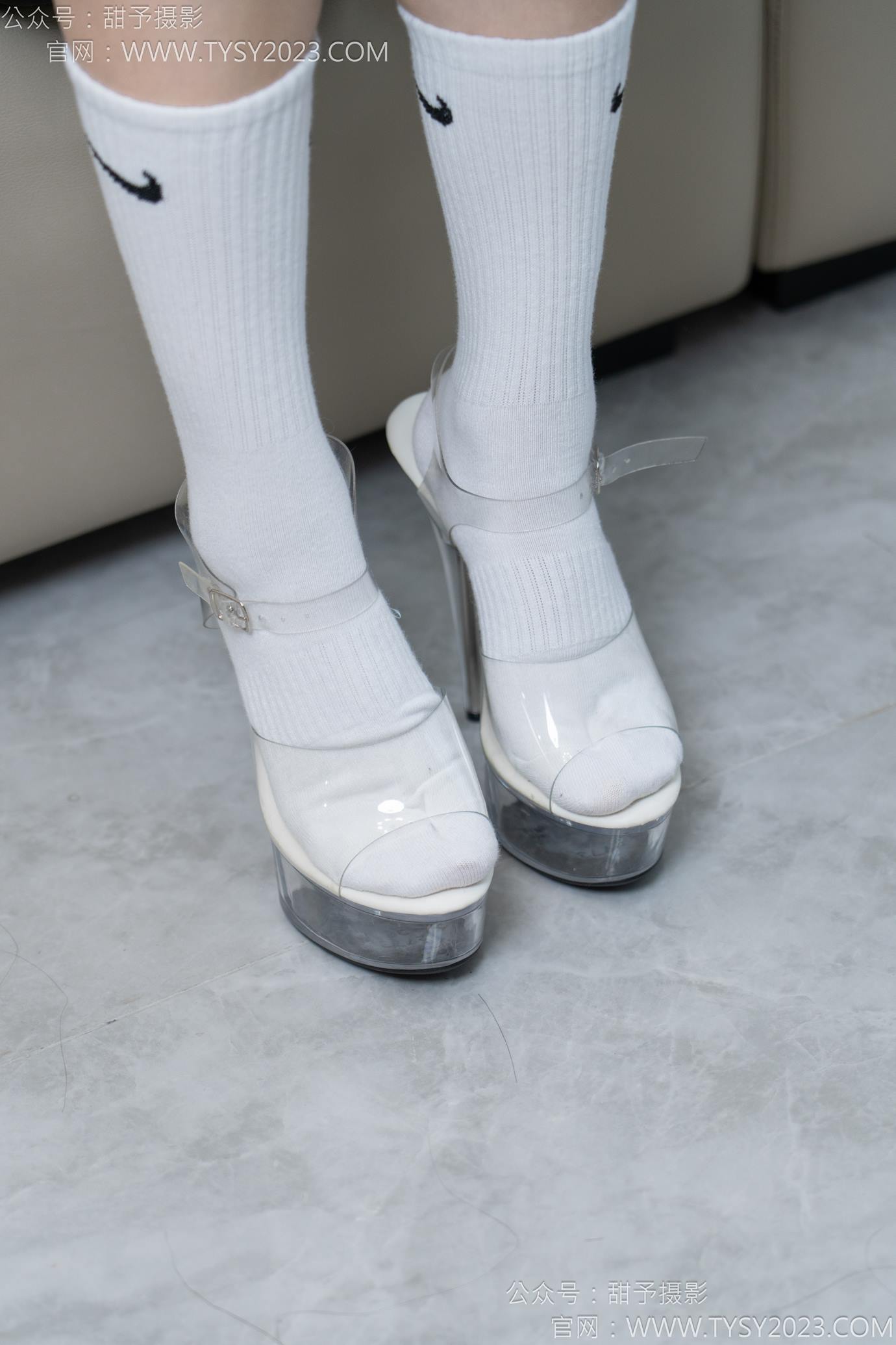 图片[62]-甜予摄影 NO.147 澜澜-凉鞋、高跟鞋、长腿袜、白棉袜[109P] – 速更版-美库