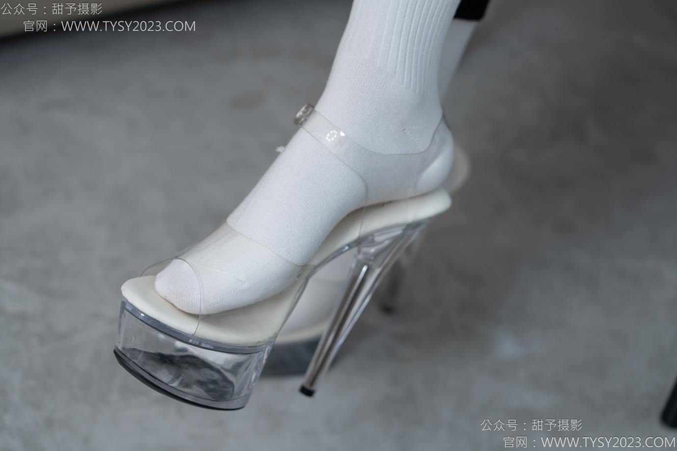 图片[102]-甜予摄影 NO.147 澜澜-凉鞋、高跟鞋、长腿袜、白棉袜[109P] – 速更版-美库
