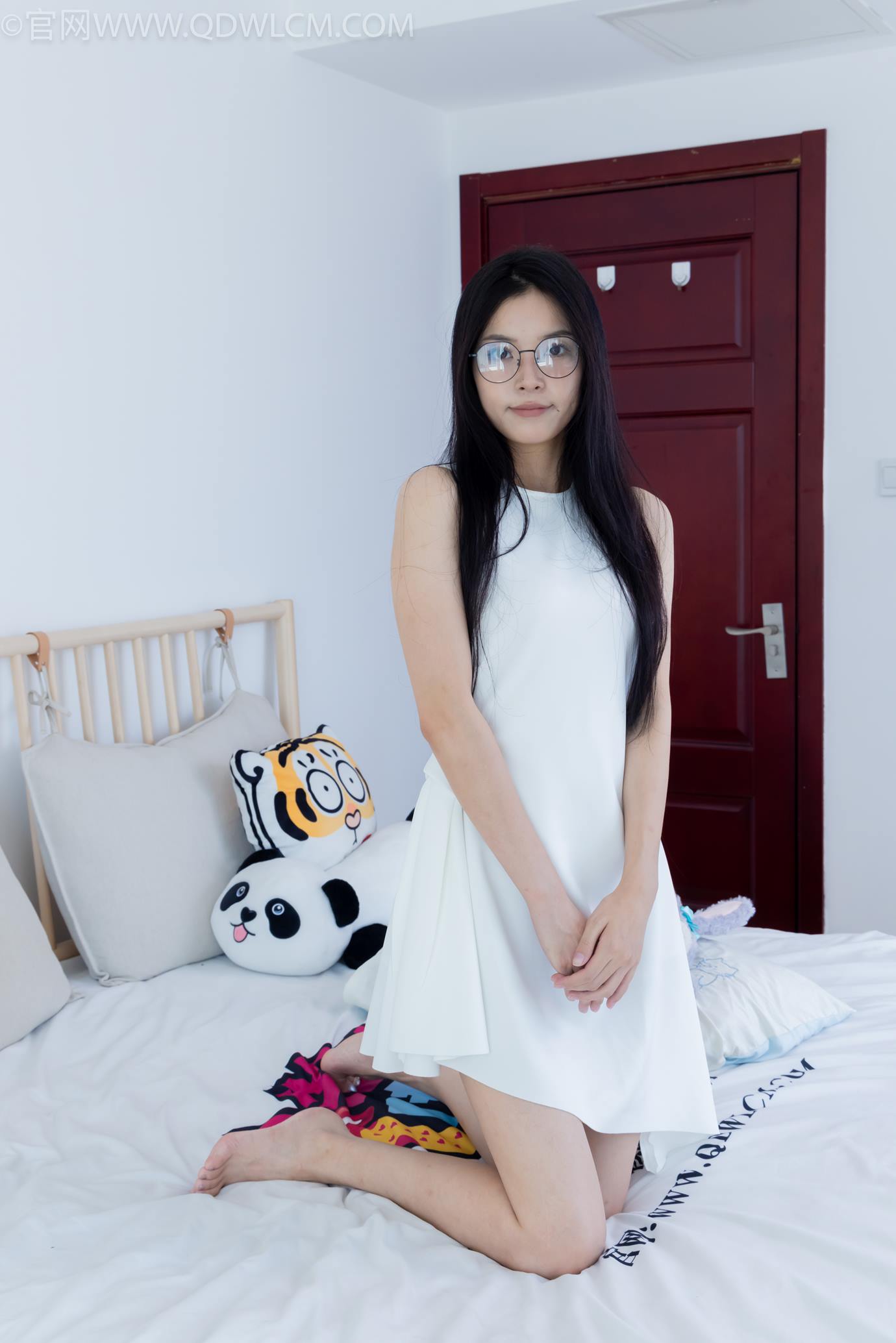 图片[16]-物恋传媒 NO.2320 茯苓-凉鞋、薄肉丝、裸足、皮筋绑脚以及挠脚心剧情[128P] – 速更版-美库