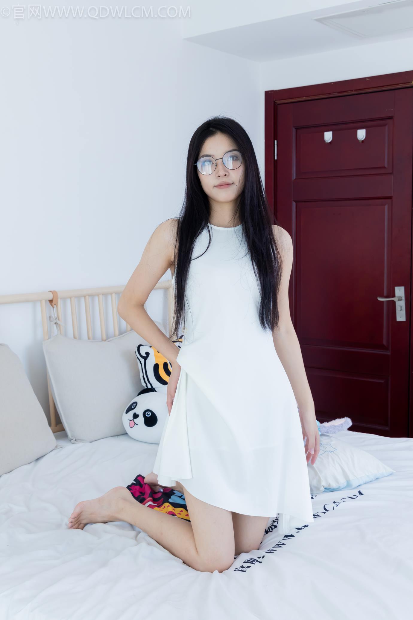 图片[23]-物恋传媒 NO.2320 茯苓-凉鞋、薄肉丝、裸足、皮筋绑脚以及挠脚心剧情[128P] – 速更版-美库