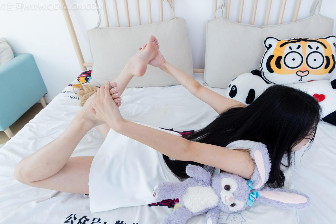 图片[43]-物恋传媒 NO.2320 茯苓-凉鞋、薄肉丝、裸足、皮筋绑脚以及挠脚心剧情[128P] – 速更版-美库