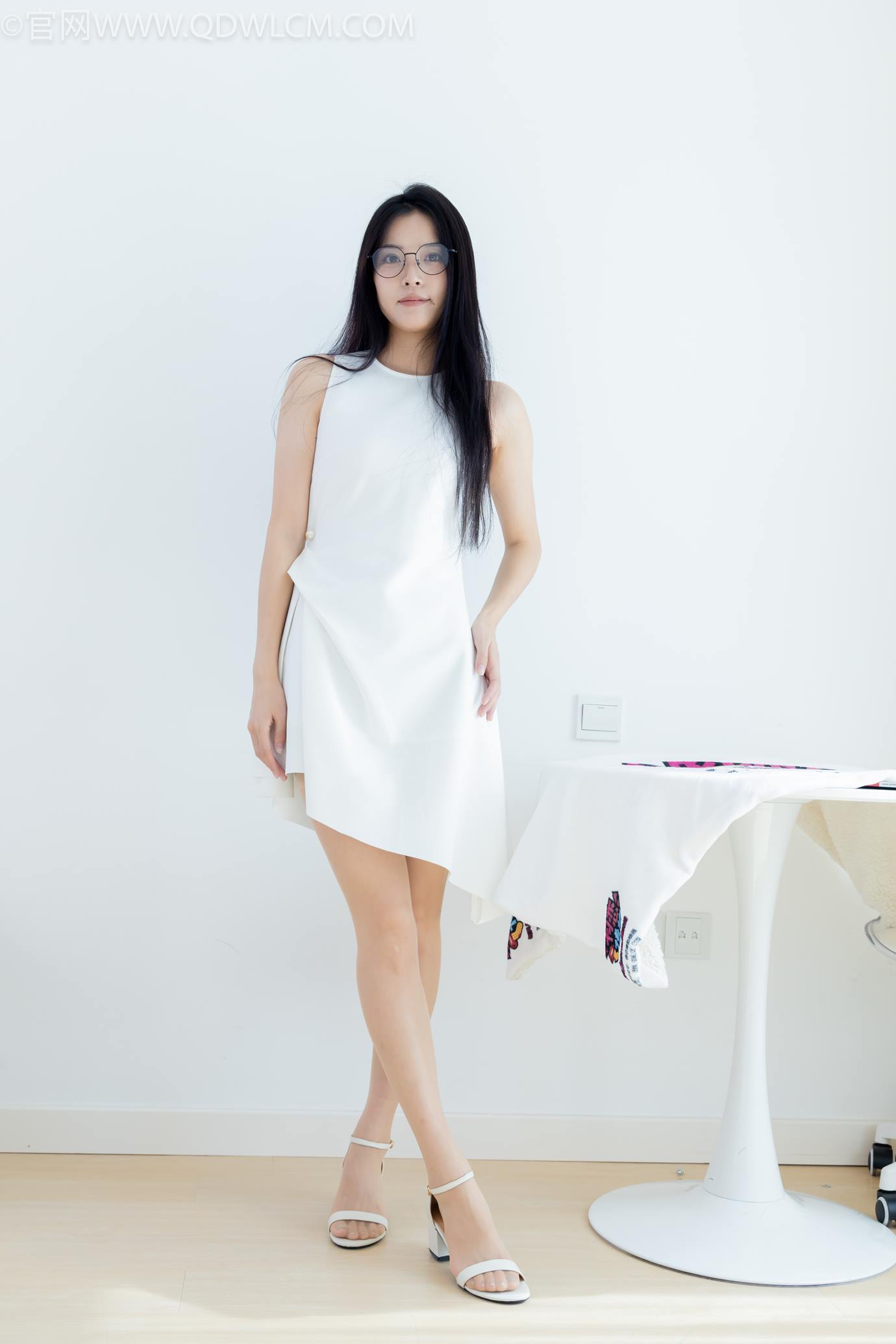 图片[45]-物恋传媒 NO.2320 茯苓-凉鞋、薄肉丝、裸足、皮筋绑脚以及挠脚心剧情[128P] – 速更版-美库