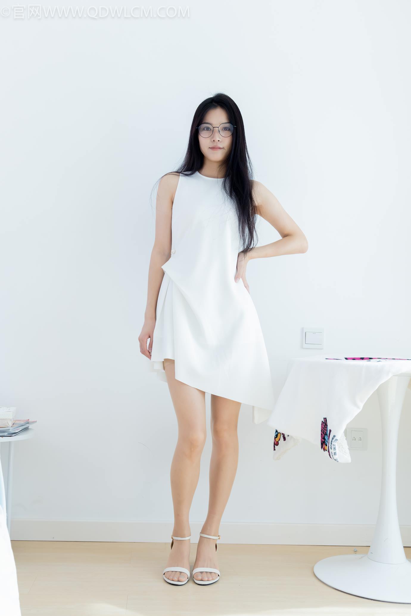 图片[48]-物恋传媒 NO.2320 茯苓-凉鞋、薄肉丝、裸足、皮筋绑脚以及挠脚心剧情[128P] – 速更版-美库