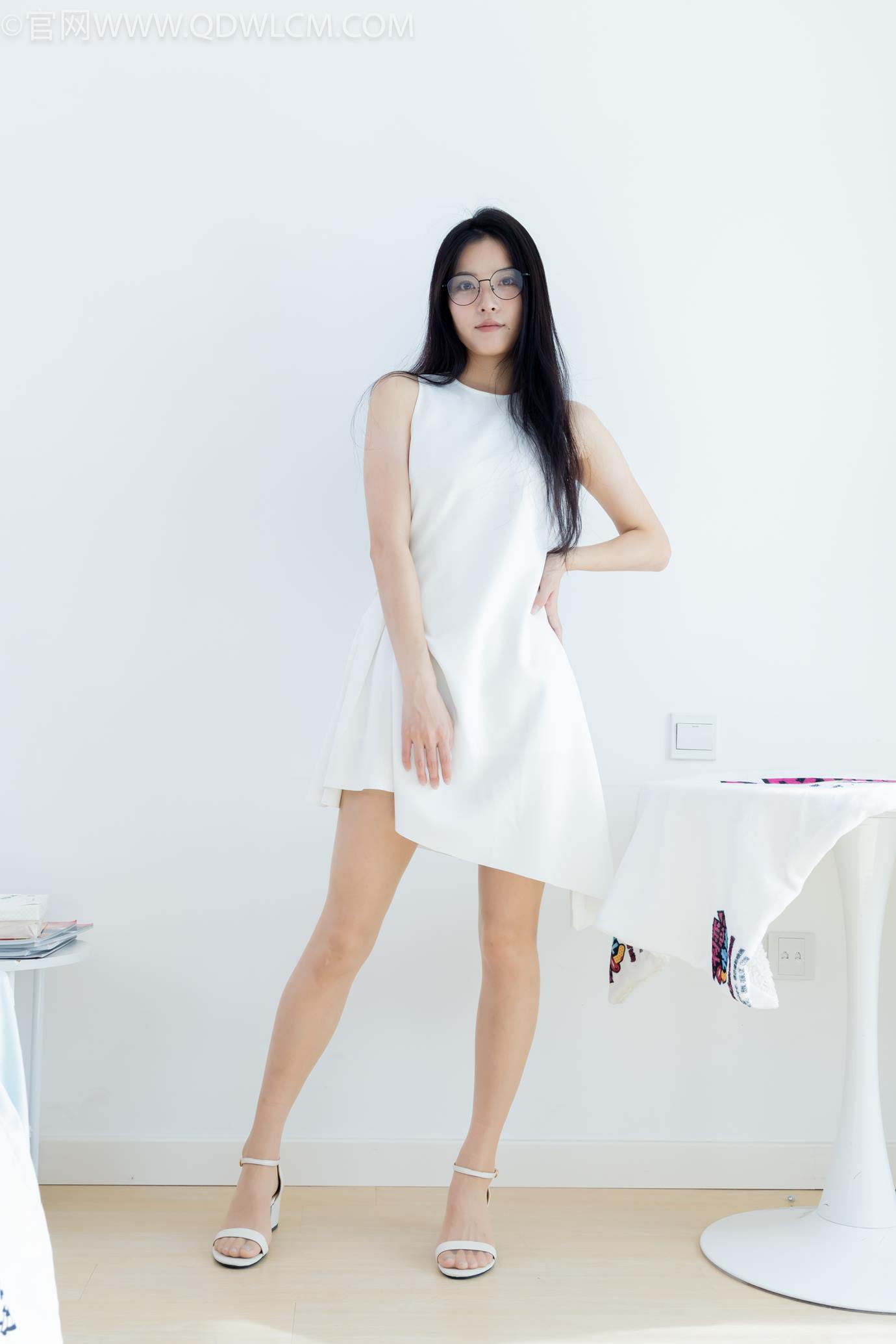 图片[50]-物恋传媒 NO.2320 茯苓-凉鞋、薄肉丝、裸足、皮筋绑脚以及挠脚心剧情[128P] – 速更版-美库