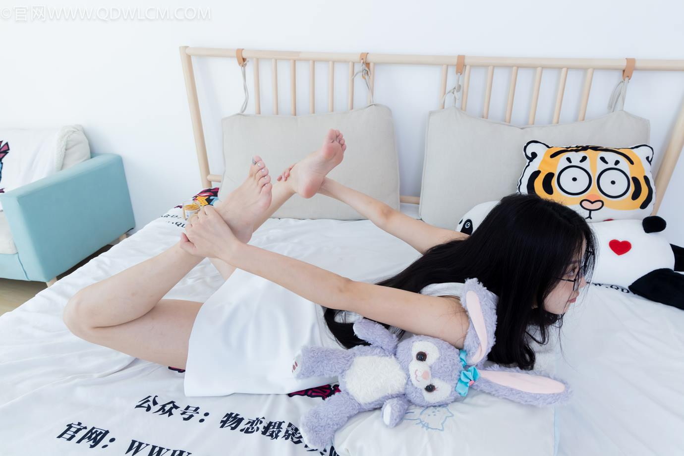 图片[55]-物恋传媒 NO.2320 茯苓-凉鞋、薄肉丝、裸足、皮筋绑脚以及挠脚心剧情[128P] – 速更版-美库