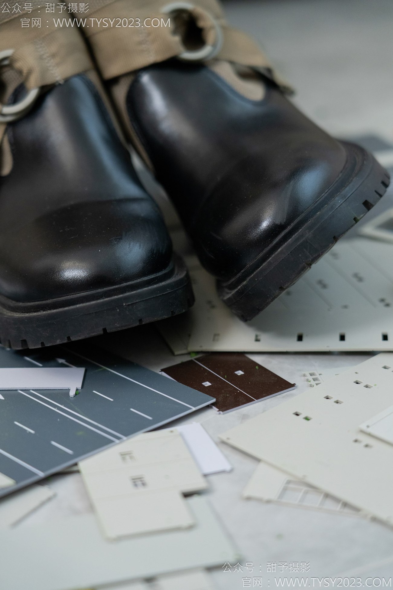 图片[18]-甜予摄影 NO.148 咖啡豆-靴子、白棉袜、裸足[133P] – 速更版-美库