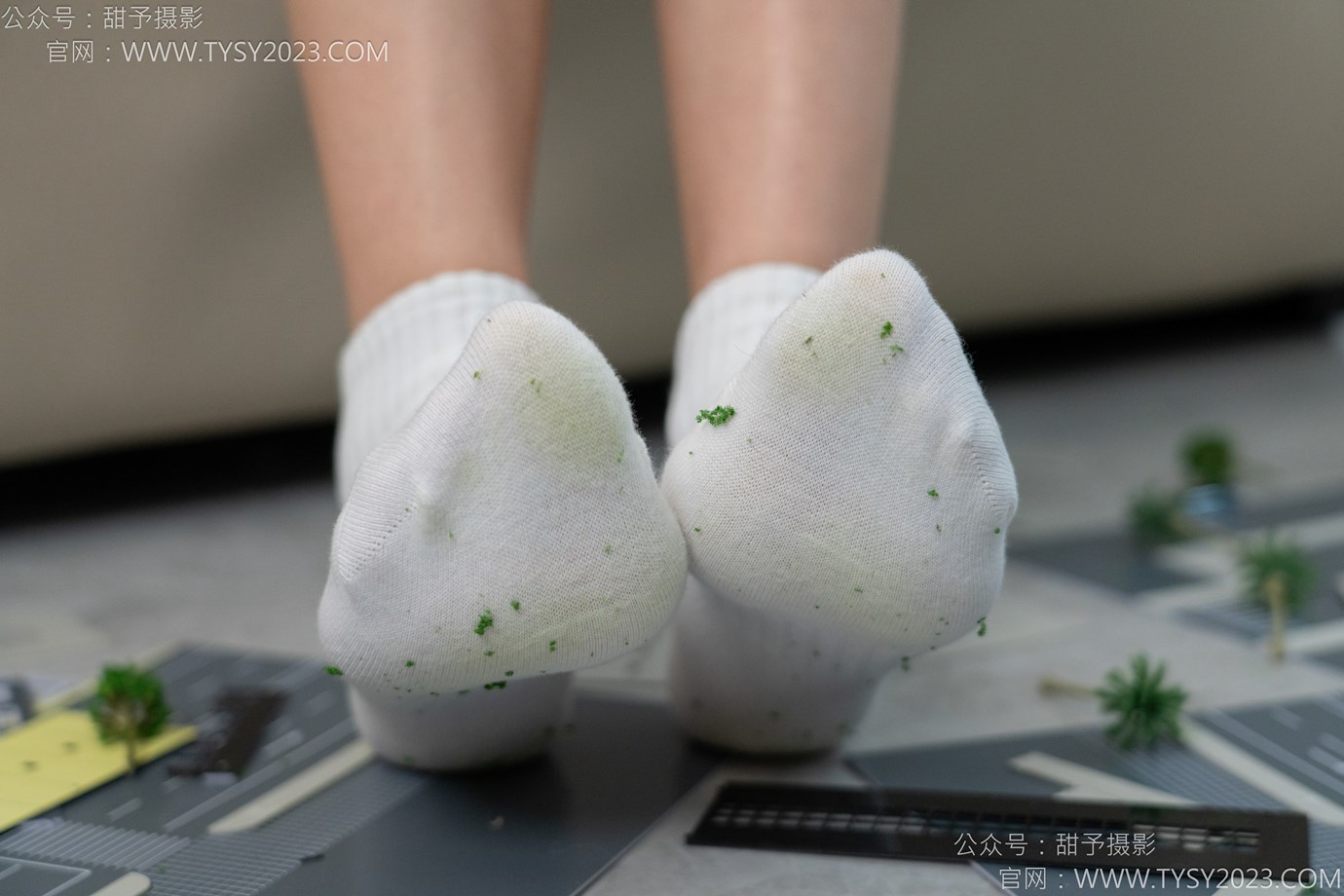 图片[110]-甜予摄影 NO.148 咖啡豆-靴子、白棉袜、裸足[133P] – 速更版-美库