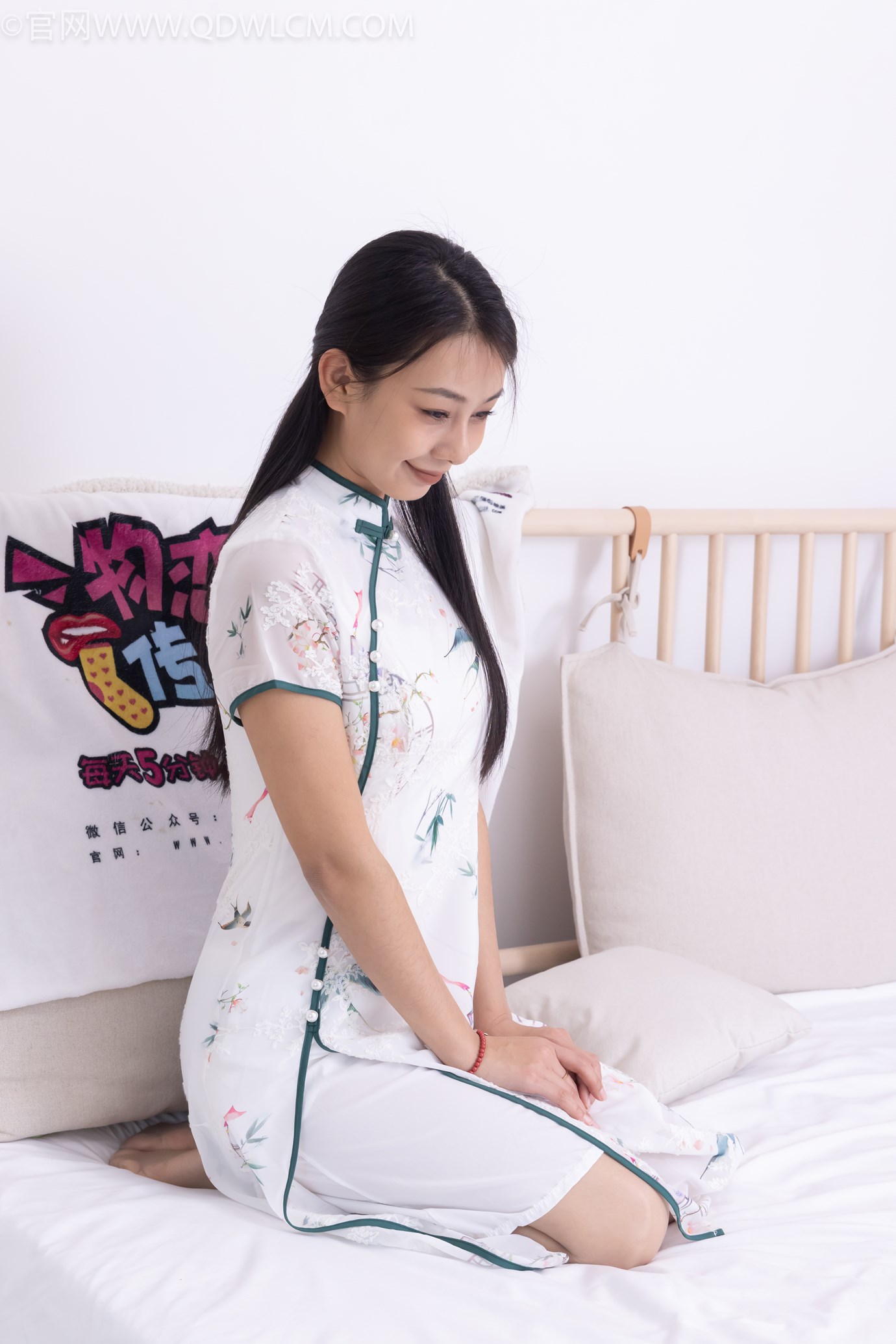 图片[112]-物恋传媒 NO.2321 岚岚-高跟凉鞋、薄肉丝、抹婴儿油以及踩香蕉剧情[116P] – 速更版-美库