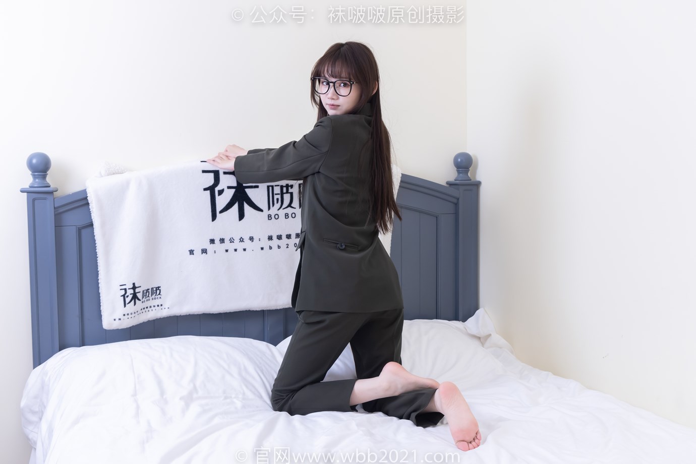 图片[104]-[BoBoSocks袜啵啵]NO.529 甜甜圈-高跟鞋、短黑丝、裸足、半蹲半脱袜子剧情[118P] – 速更版-美库