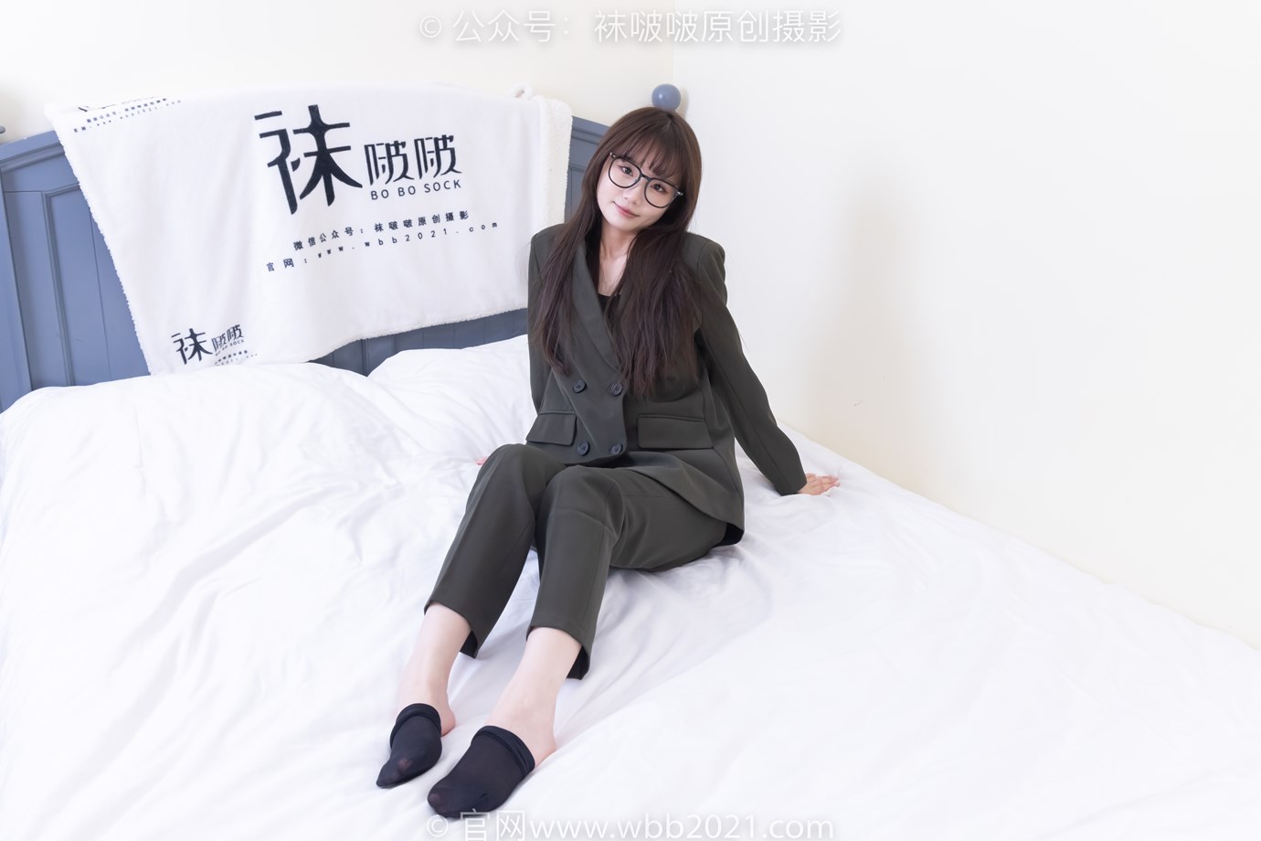 图片[108]-[BoBoSocks袜啵啵]NO.529 甜甜圈-高跟鞋、短黑丝、裸足、半蹲半脱袜子剧情[118P] – 速更版-美库