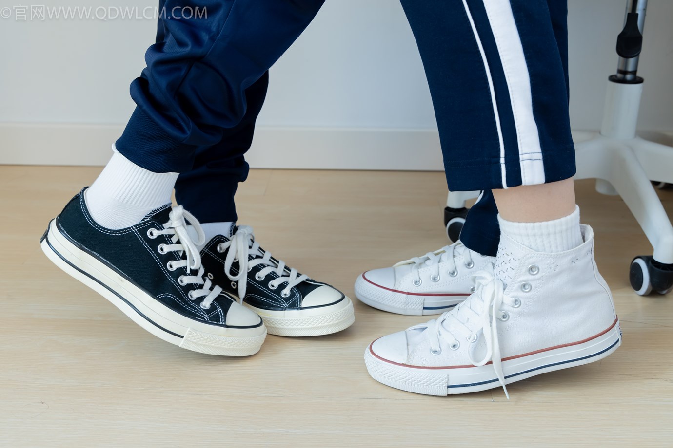 图片[33]-物恋传媒 NO.2322 闪闪青柠-帆布鞋、白棉袜、青柠薄肉丝、闪闪薄白丝[120P] – 速更版-美库
